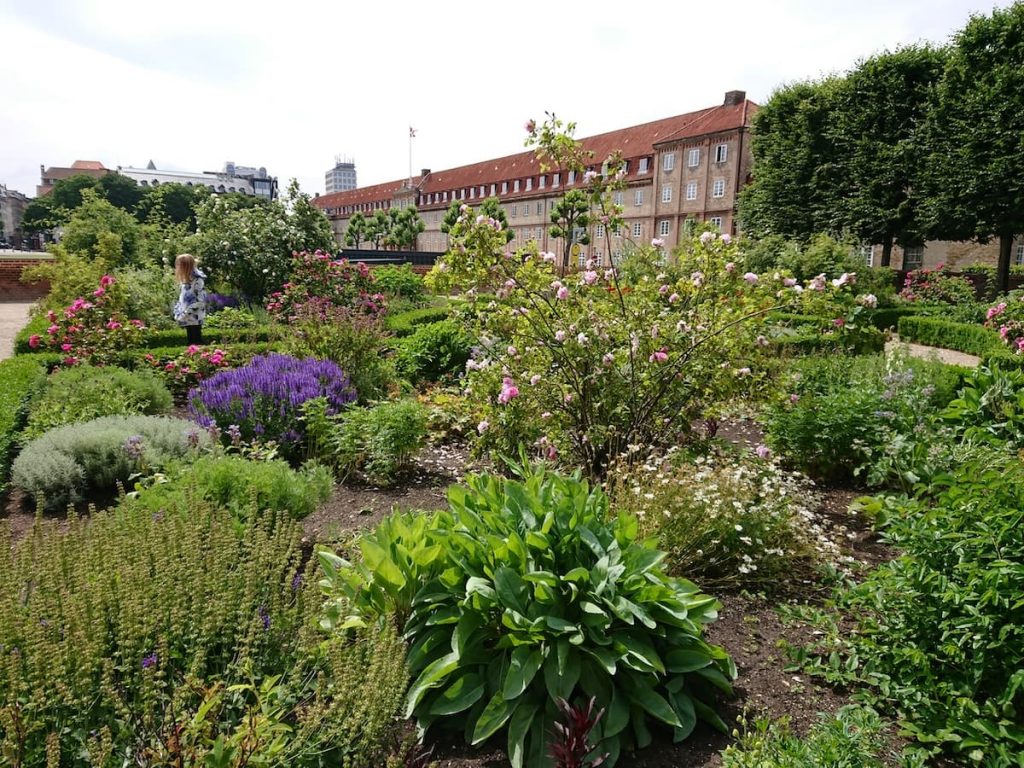 ローゼンボー城にある400年を超えた王宮の庭